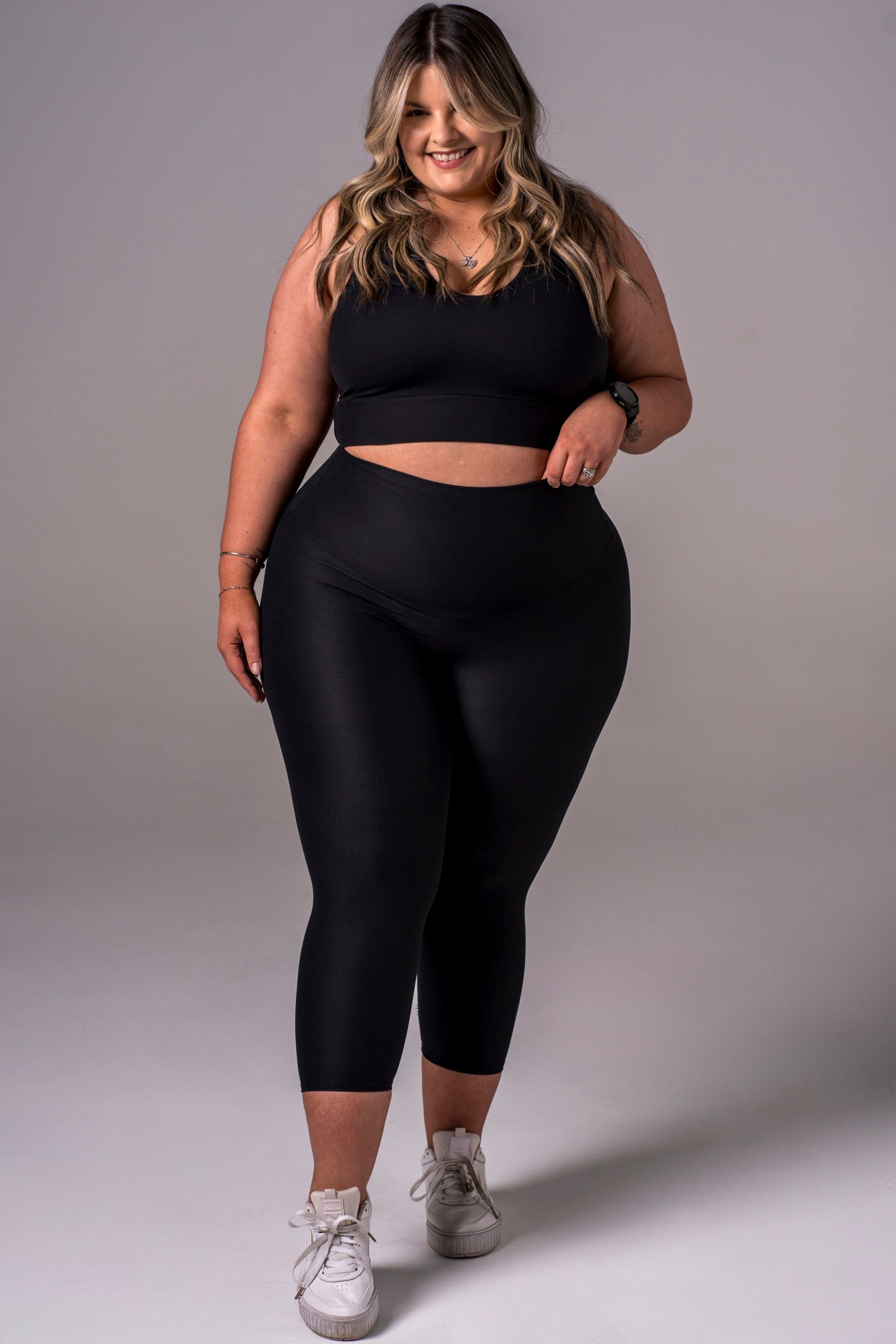 Black Dynamic High Waisted Capri Leggings