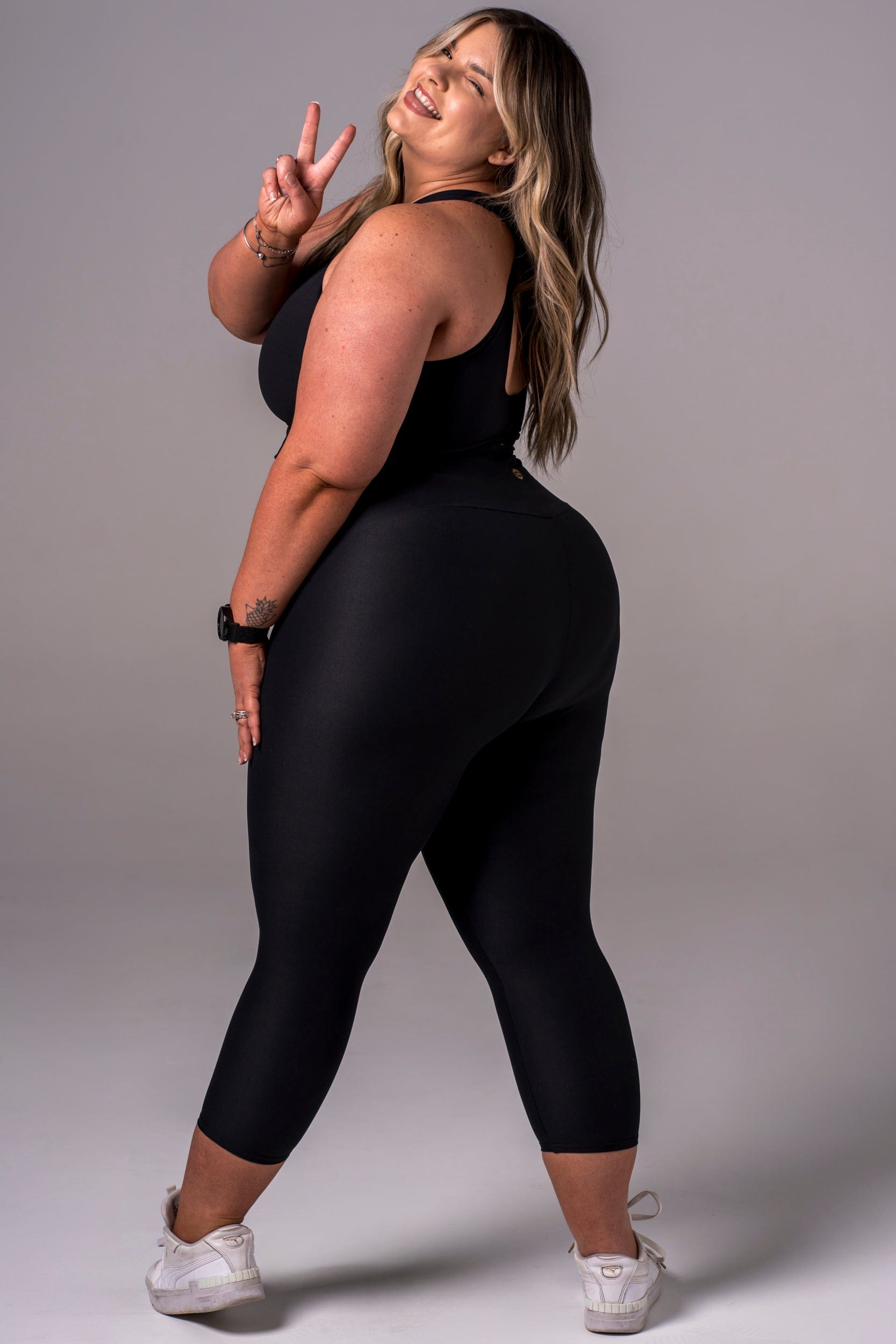 Black Dynamic High Waisted Capri Leggings