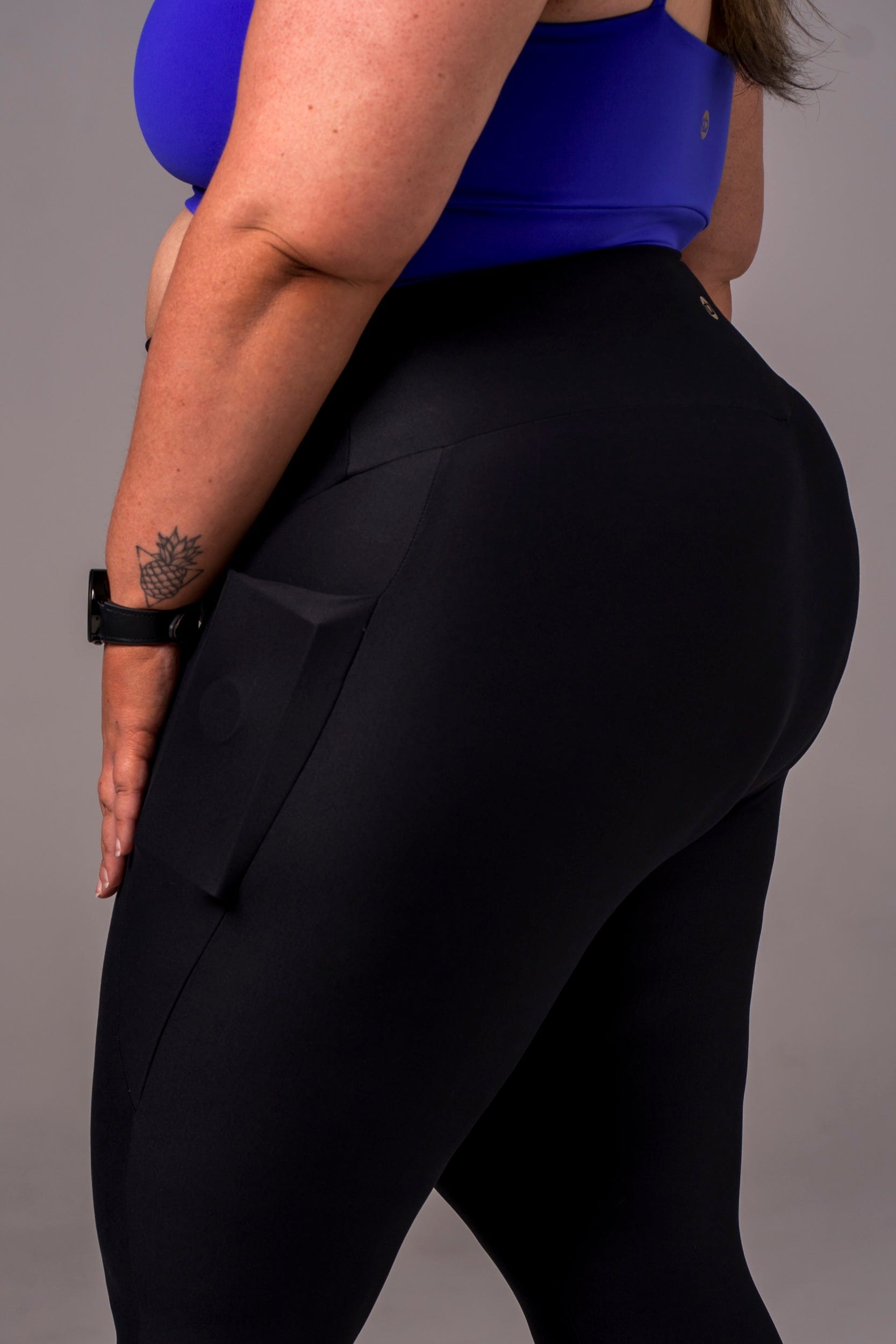 Black Dynamic High Waisted Pocket Ankle Biter Leggings