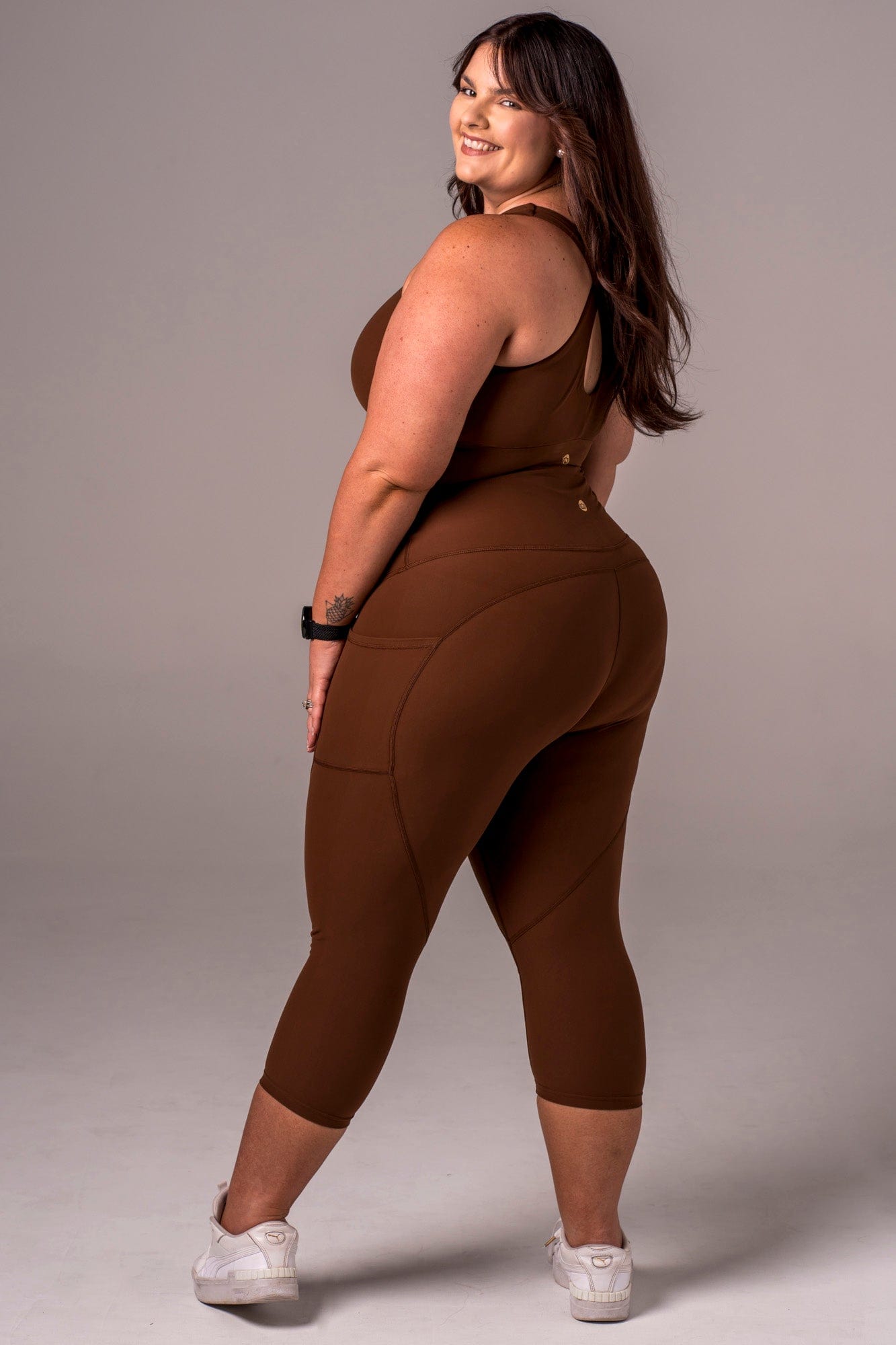 Chocolate Dynamic High Waisted Pocket Shaper Capri Leggings